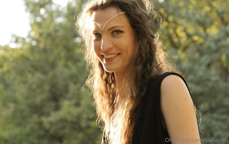 yulladao OnlyFans schlank