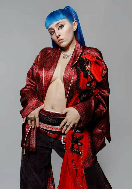 Ashnikko OnlyFans Archiv