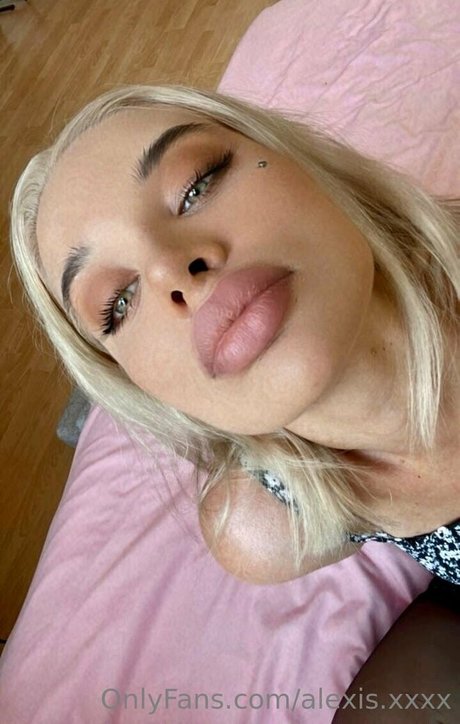 alexis xxxx OnlyFans Pornografie