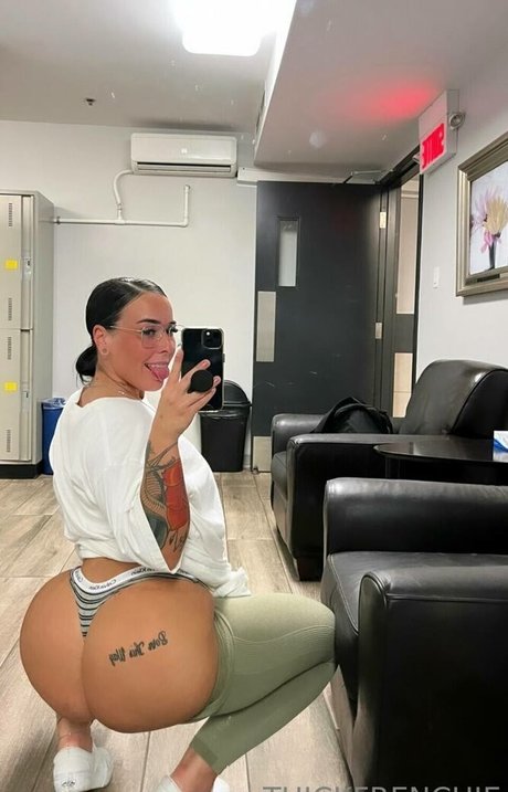 Thickfrenchie Nacktbilder von OnlyFans geleakt