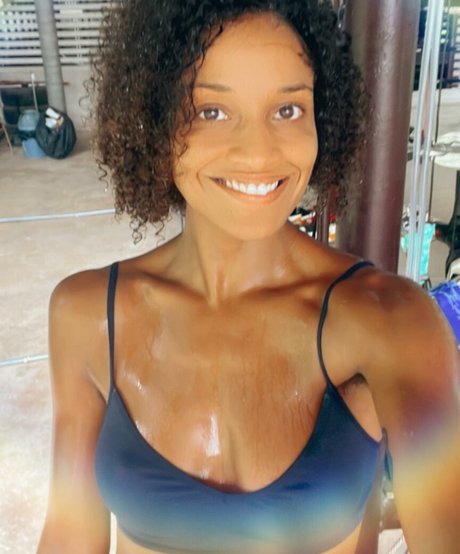 Aude Legastelois OnlyFans Archiv