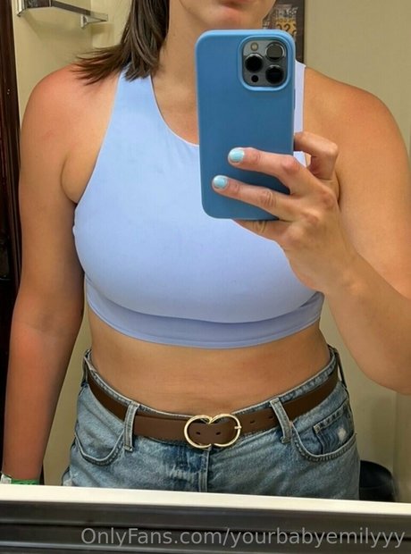 yourbabyemilyyy OnlyFans X