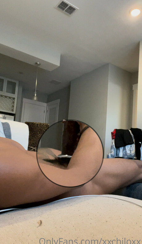 xx chilo OnlyFans Strip