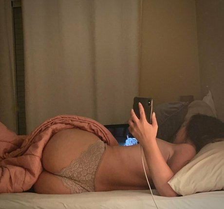 Wanjin Nacktpornos auf OnlyFans