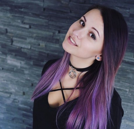 Wanjin OnlyFans Nackt Content