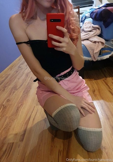 bunichanuwuu OnlyFans X