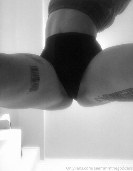eeemmmthegoddess OnlyFans geleakt.