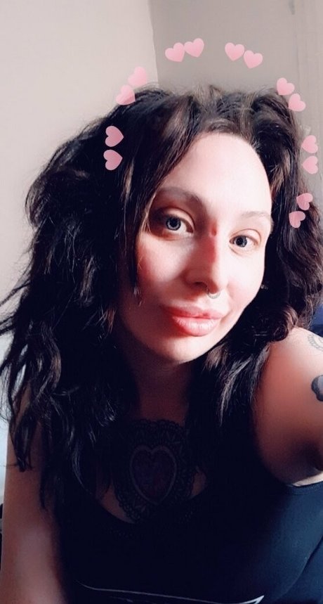 queenrainifree Nacktbilder geleakt