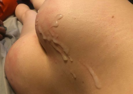 tinyrealmoth OnlyFans Leaks