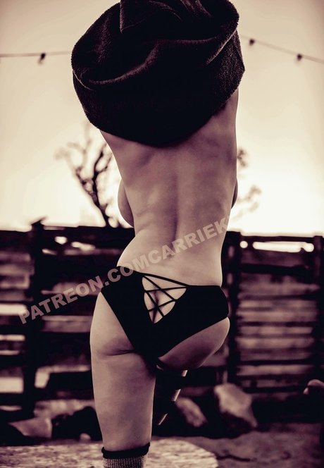 Carrie Keagan OnlyFans-Bilder