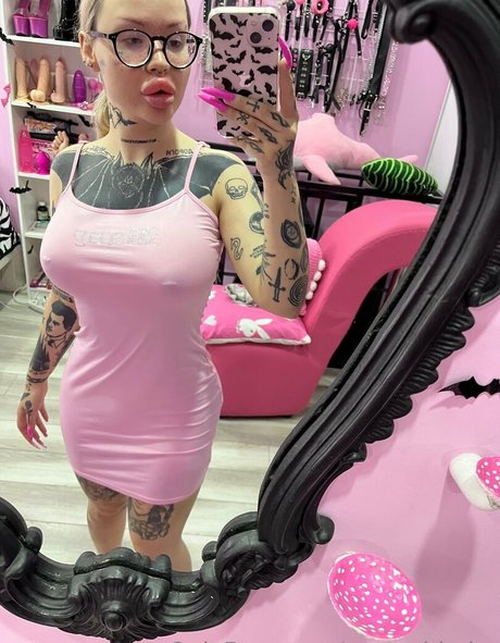 Nasty bimbo Neue geleakte OnlyFans-Inhalte