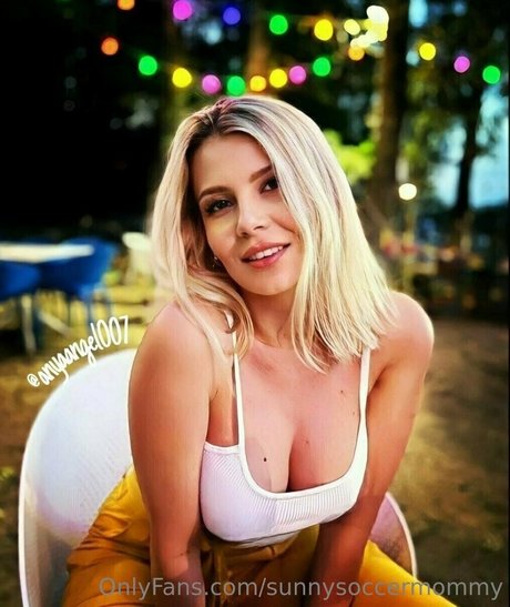 sunnysoccermommy Leaked OnlyFans Sextape