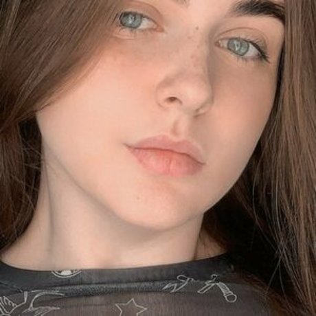 Daria Ladushek OnlyFans Fotos