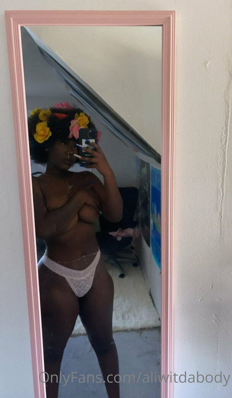 aliwitdabody Nacktbilder von OnlyFans geleakt