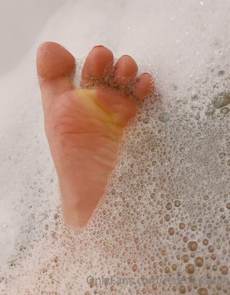 redtoesasian Gratis OnlyFans