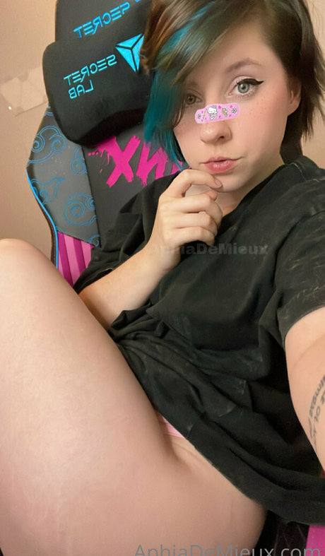 aphiademieuxpublic Leaked OnlyFans Sextape