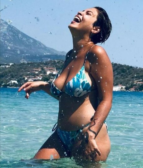 maby mm OnlyFans Pornografie