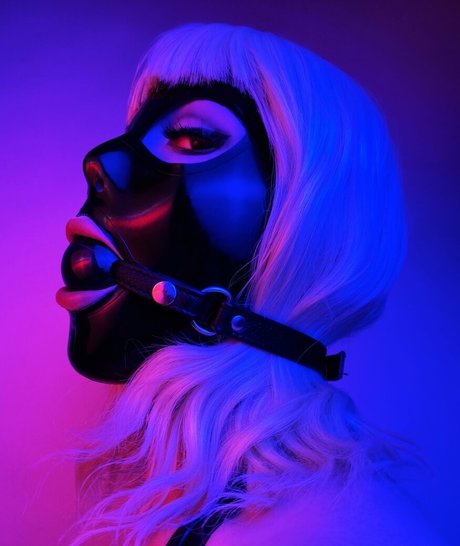 missvaleriexxx OnlyFans Strip