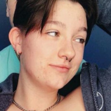 Emma Serth Sex auf OnlyFans