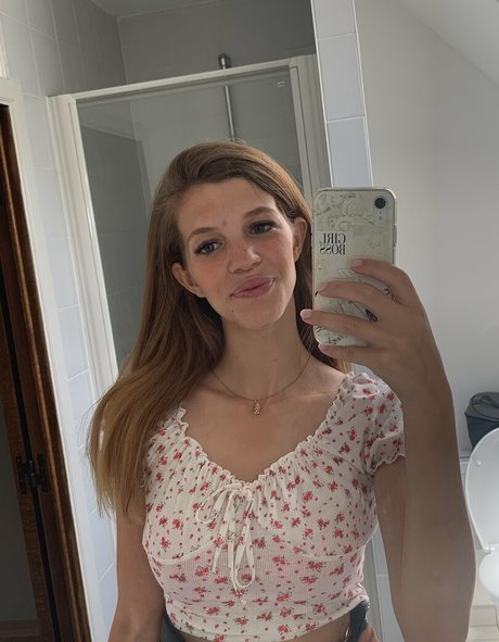 lovvejane Nacktbilder OnlyFans geleakt