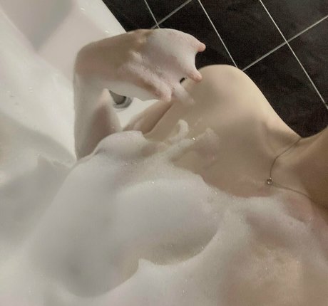 loveyumixxx OnlyFans Leaks