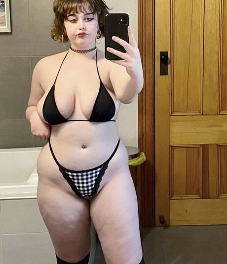 milabloomoo Kostenlose OnlyFans-Inhalte