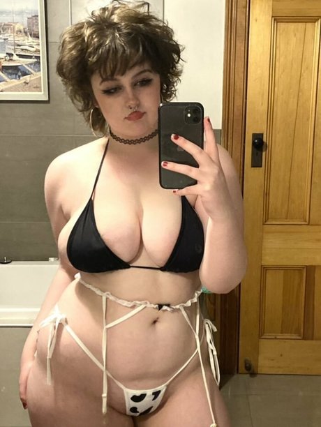 milabloomoo OnlyFans Pornografie