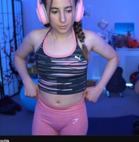 Millie Mossiae Leaks von Nacktbildern auf OnlyFans