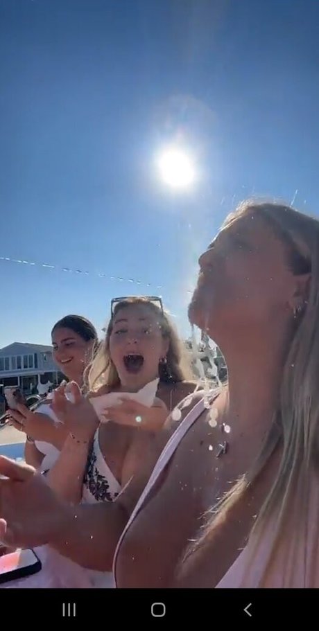 Katelyn Scannell OnlyFans Bilder