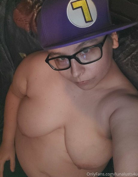 lunalusts4u OnlyFans Bilder
