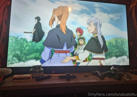 lunalusts4u OnlyFans