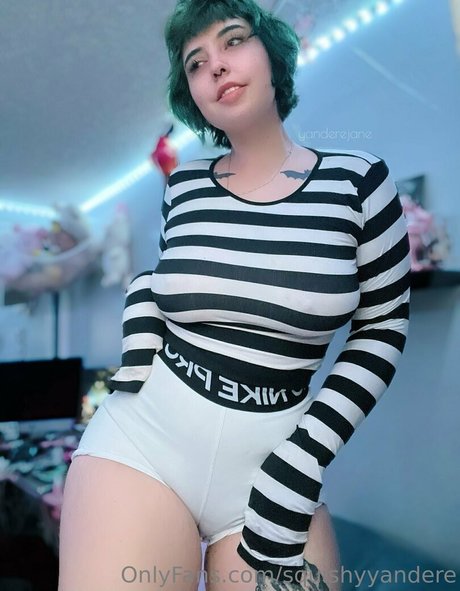 squishyyandere Leaked OnlyFans Fotos