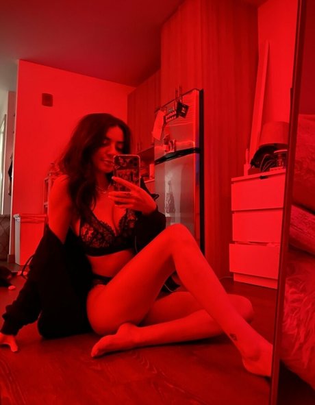 Tylenaaa NurlyFans-Pornos