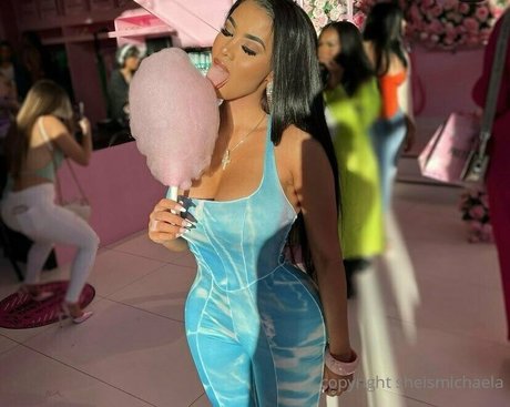 sheismichaela Nacktbilder von OnlyFans geleakt