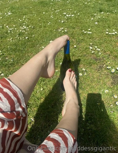 goddessgigantic Leaks von Nacktbildern auf OnlyFans