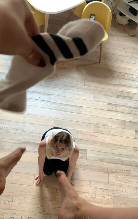 goddessgigantic Nackt auf OnlyFans