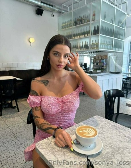 JessWantsMore OnlyFans Model Fotos