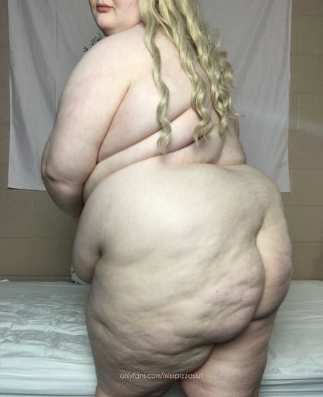 misspizzaslut OnlyFans Brüste Bild