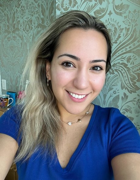 Selina Amini OnlyFans Nacktbilder geleakt