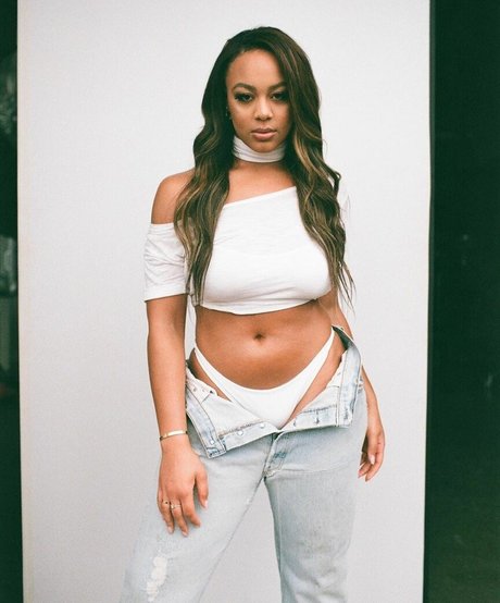 Nia Sioux OnlyFans nackt