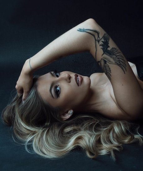 AsiaLily Auf OnlyFans