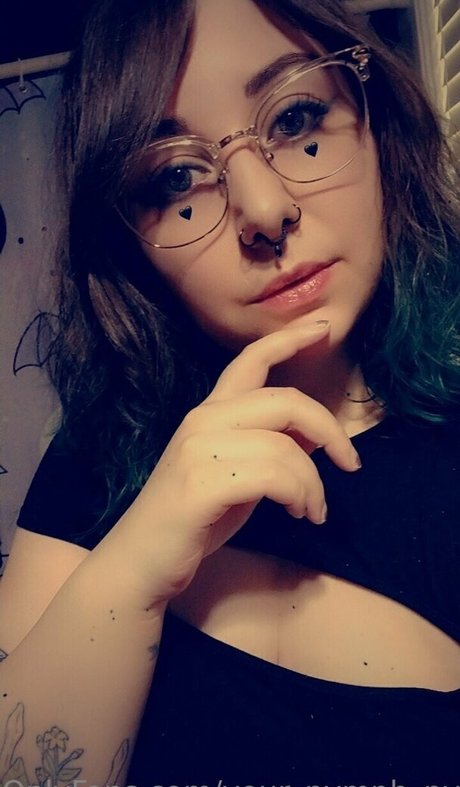 your nymph nyxii OnlyFans geleakt.