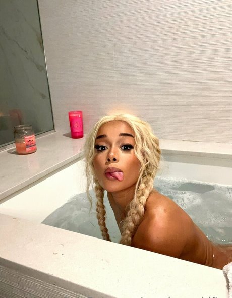 xxxshapeshifter OnlyFans Nacktfotos