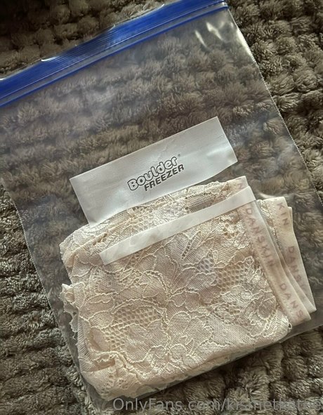 kismetkatee Strip OnlyFans