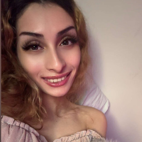 Sapphire Burns OnlyFans XXX