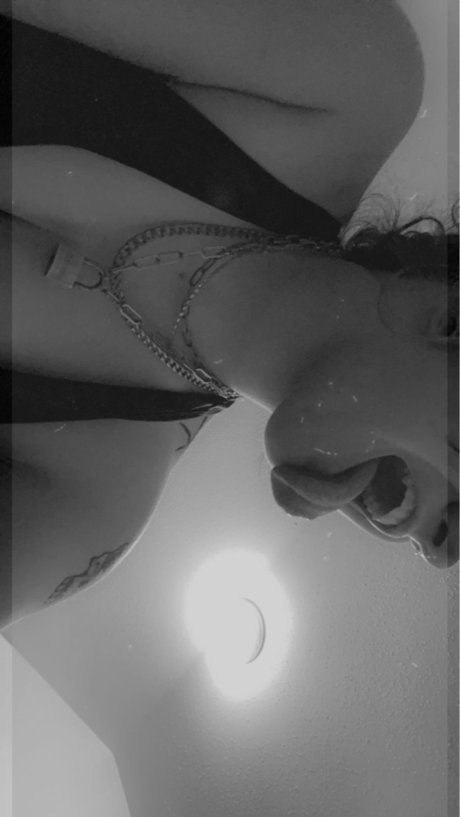 Sanoma OnlyFans Gratis