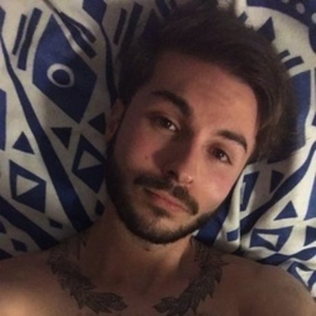 Lucas Wyatt OnlyFans gratis