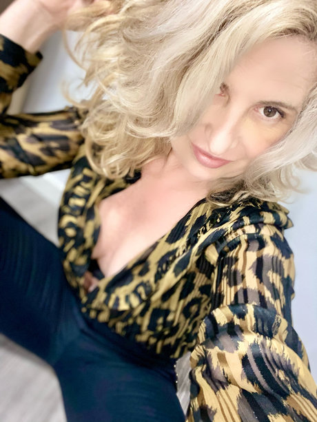 ScarlettEsp_ Nackt auf OnlyFans