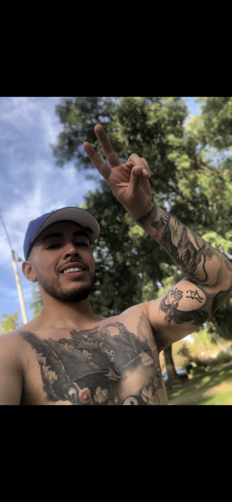 Ethan lam OnlyFans Leaj