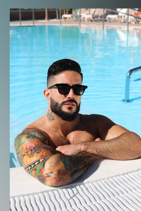 saul model OnlyFans Nacktbilder